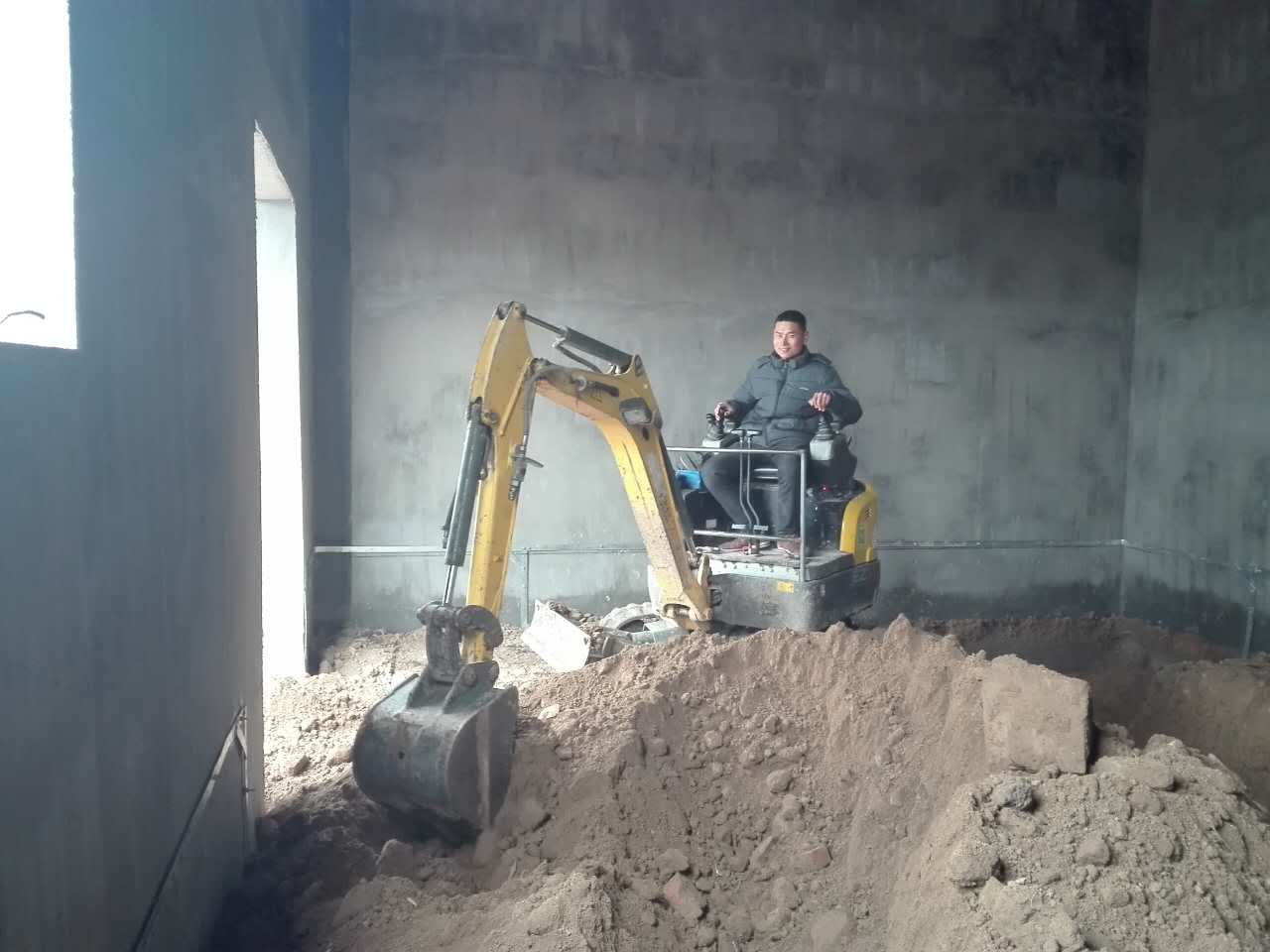 配電室室內作業